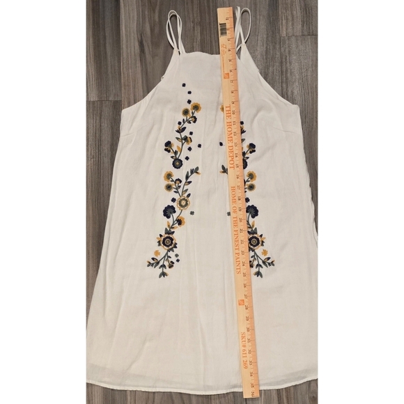 Charming Blue Rain White Boho Halter Summer Dress with Floral Embroidery - Picture 3 of 9